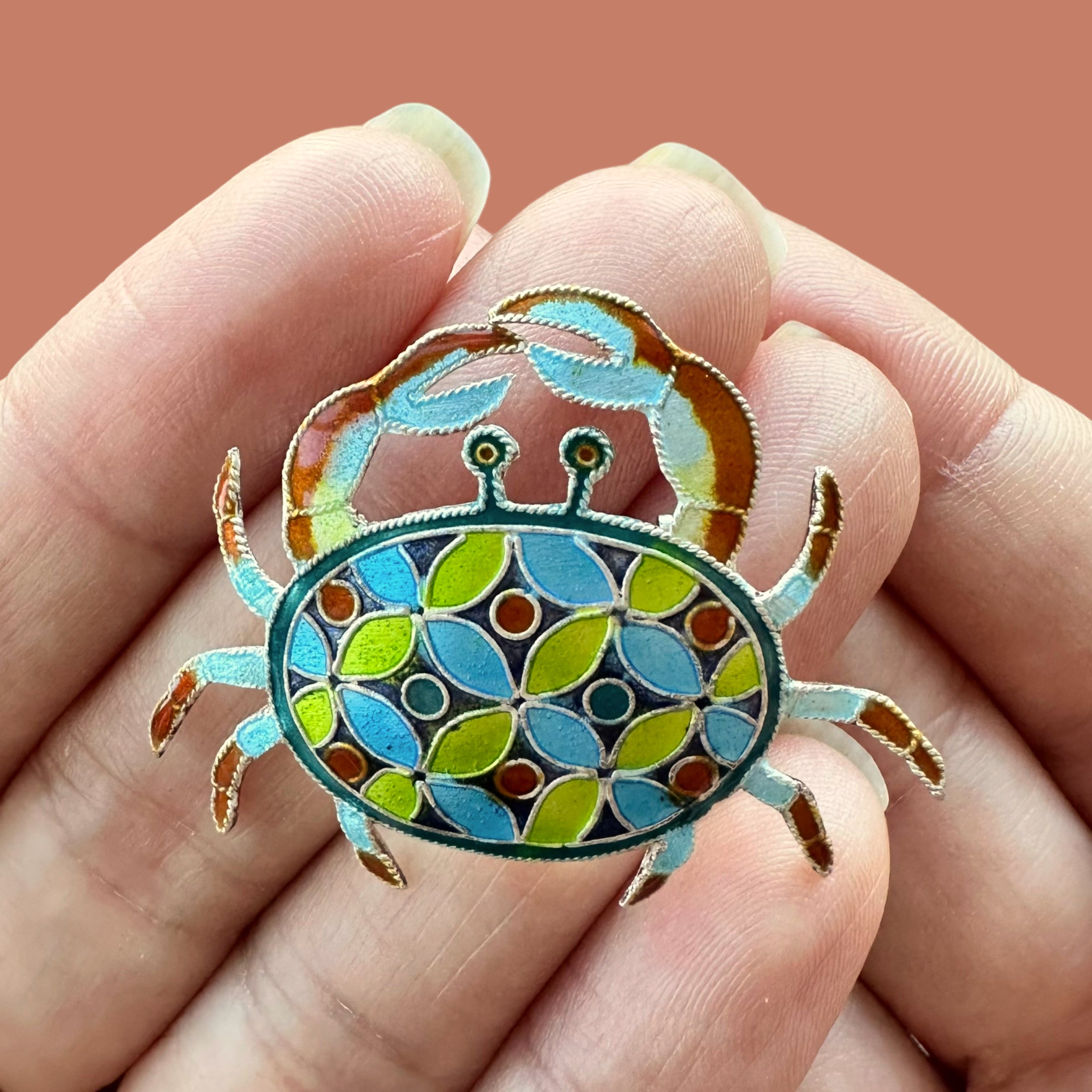 Crab Montage Pin